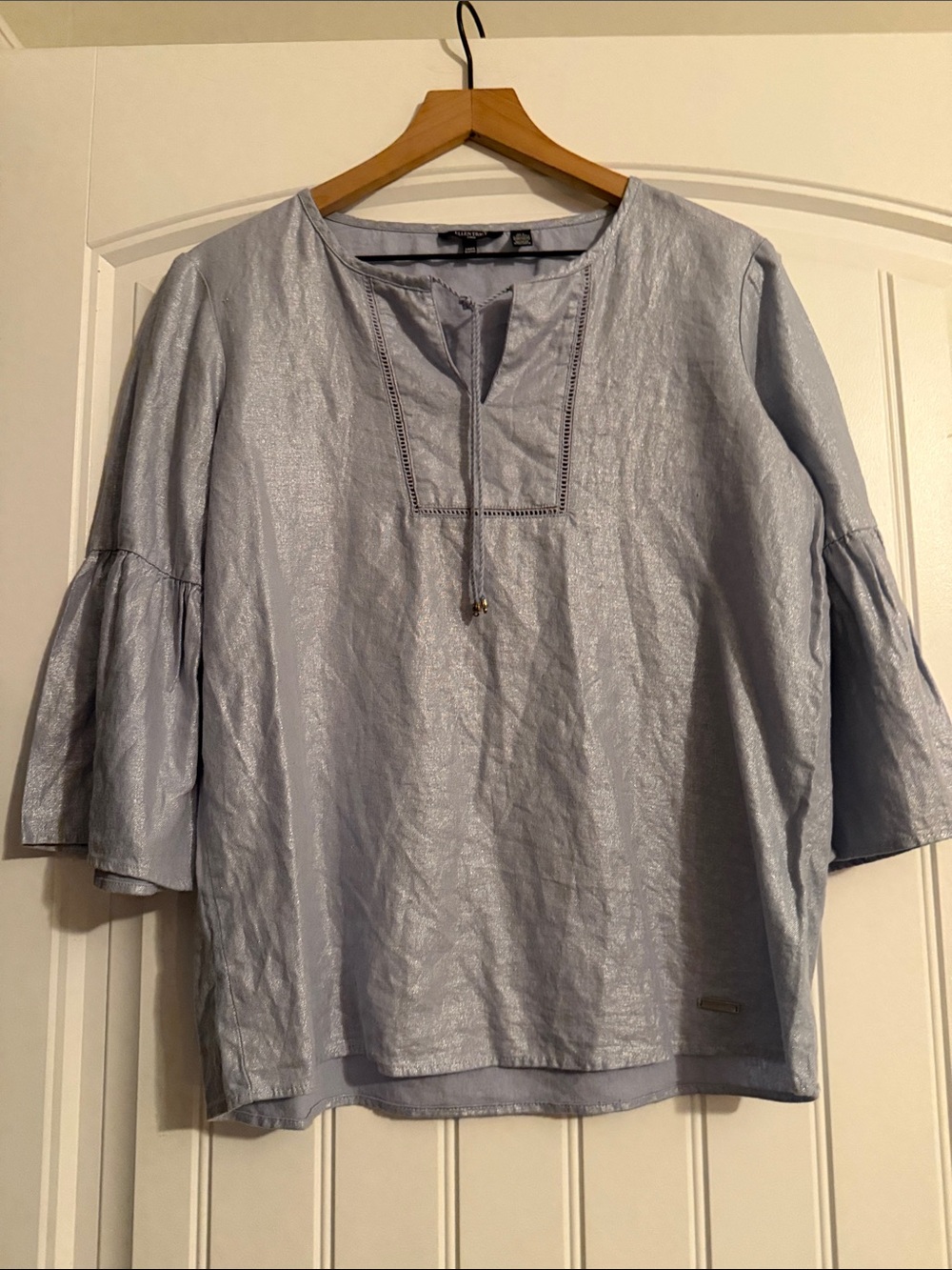 Linen blend Bell-Sleeve Top Medium